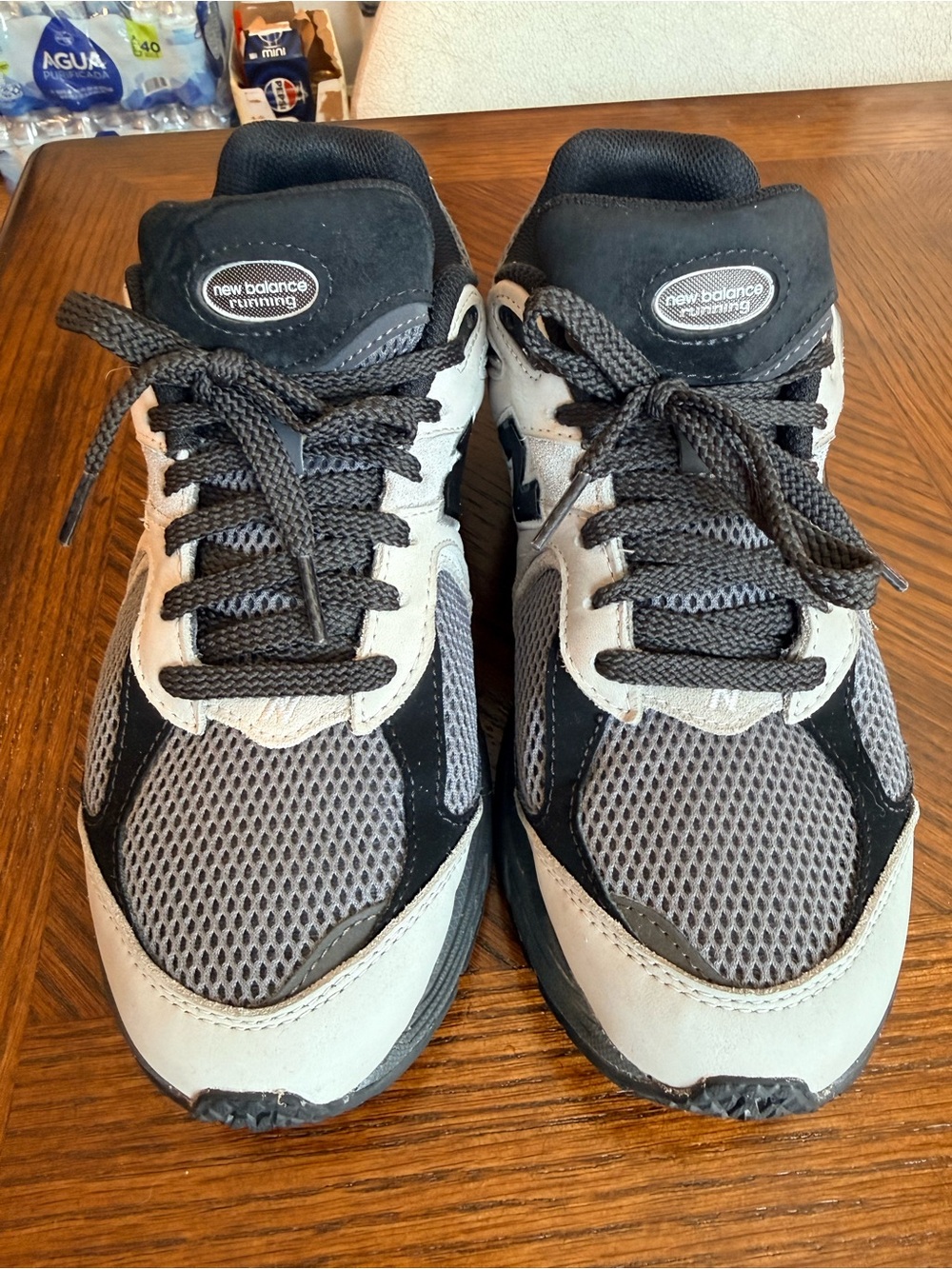 New Balance Men’s Black & Gray Athletic Running Shoes
